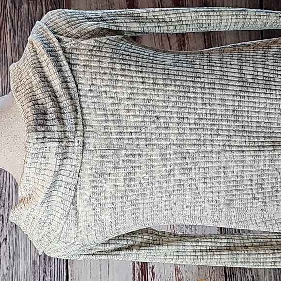 SAGE GRAY MARBLED ASEMTRYCAL COWL NECK LIGHTWEIGHT PULLOVER TOP TUNIC - Picture 6 of 12